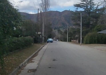 VENTA CASA 3 DORMITORIOS  ZONA CENTRO VILLA GENERAL BELGRANO A 100 MTS DE LA TERMINAL