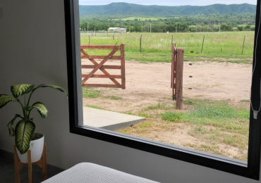 Casa a estrenar imponente vista a sierras muy proximo a perilago